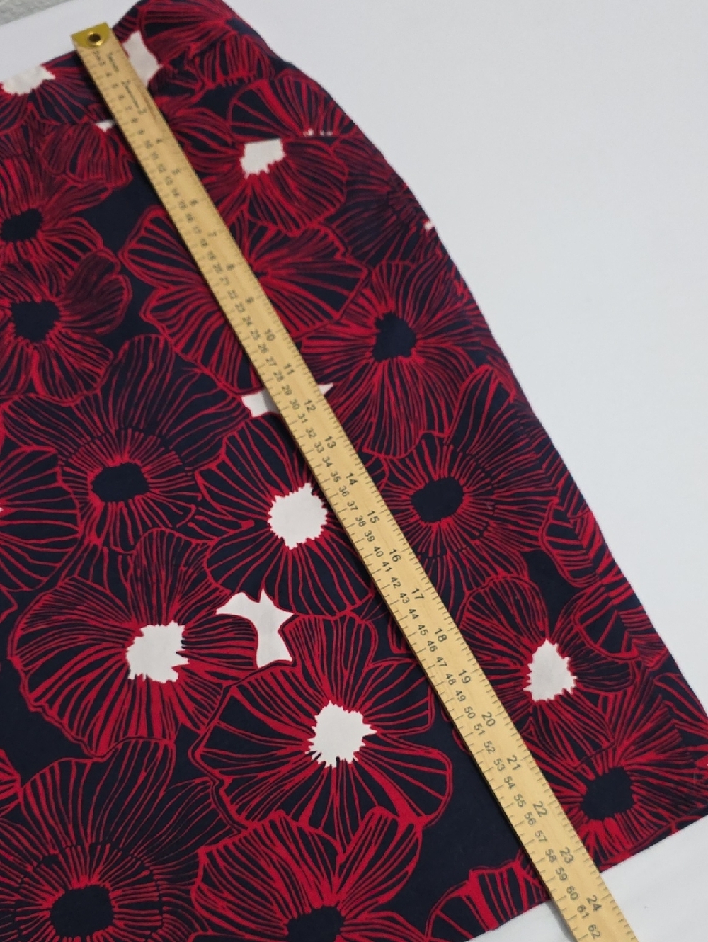 Charter Club Floral Skirt Navy Red Pencil Skirt Lined Classic Spring SummerStyle - Picture 10 of 13